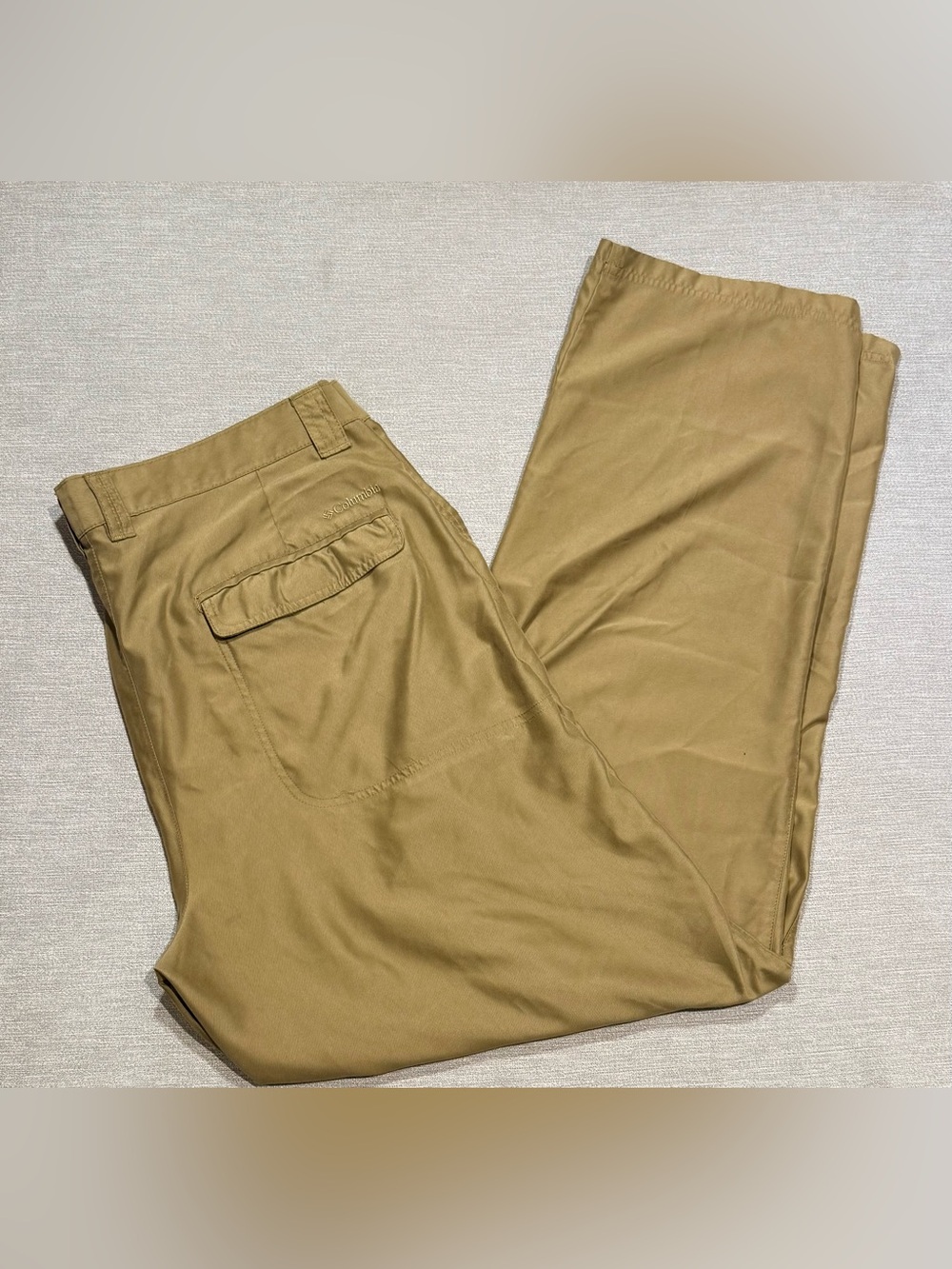 Columbia Men's Khaki/Tan Performance Chino Pants
